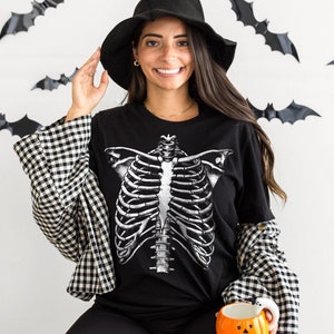 Skeleton T-Shirt - Halloween Skeleton Rib Cage Shirt - Realistic Skeleton Bones T Shirt
