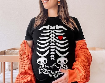 Camiseta de Halloween para embarazo gemelar - Gráfico de esqueleto divertido