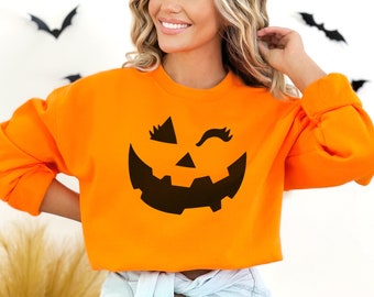 Felpa arancione con zucca - Maglione con faccia di zucca di Halloween - Camicia con zucca ammiccante - Felpa arancione di Halloween da donna