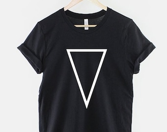 T-shirt met geometrische vorm - ondersteboven driehoekig hipster-shirt met print