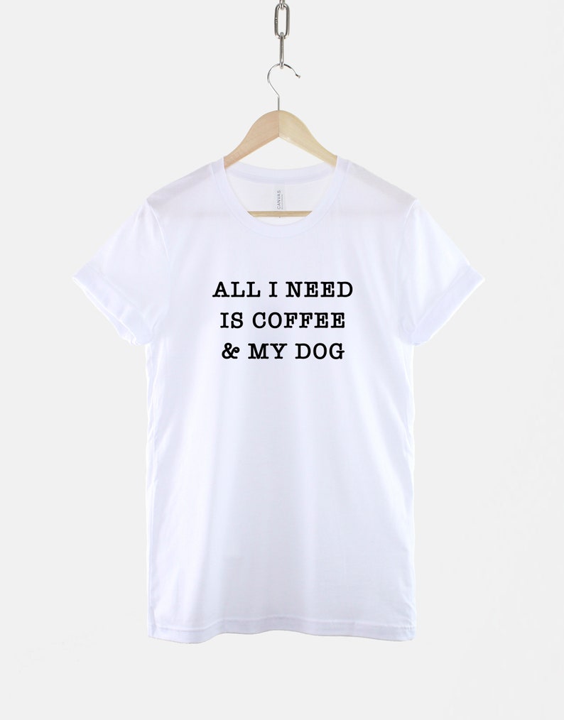 Dog Mom T-shirt: Coffee & My Dog Graphic T-shirt, zachte katoenmix vrijetijdskleding afbeelding 2