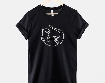 Otter Line Art T-Shirt: Minimalist Animal Design, Ring Spun Cotton Tee