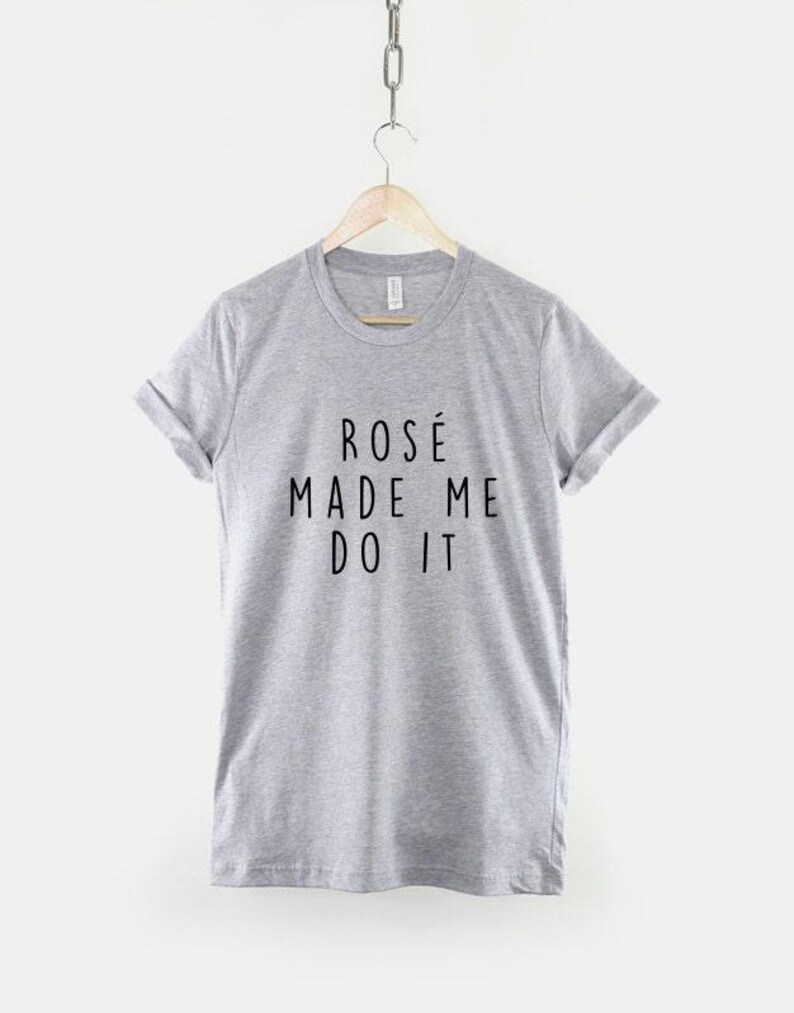 Camiseta Rosé Made Me Do It: Camiseta gráfica de algodón hilado en anillo, estilo despedida de soltera imagen 3
