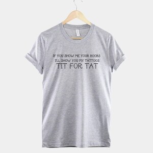 Tattoo Liebhaber Shirt, Ink Kunst Tattoo Geschenk T-Shirt, Edgy Body Art Lifestyle Top, Tattoo Kultur Slogan Shirt Bild 2