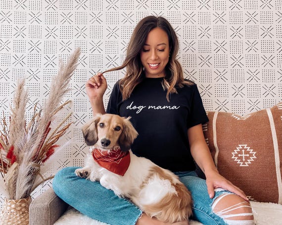 Dog Mama Shirt, Script Typography Tee, Dog Lover Gift (Unisex Sizing)