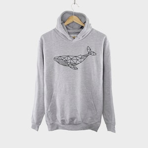 K&ouml;nnte beinhalten: Ein grauer Hoodie mit einem schwarzen geometrischen Wal-Design auf der Vorderseite. Der Hoodie hat eine Kapuze mit Kordelzug und eine K&auml;ngurutasche.