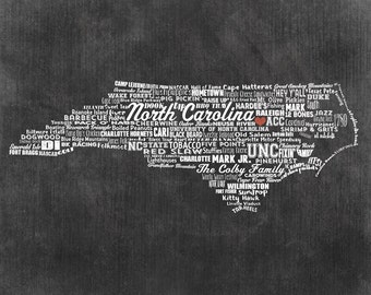 NORTH CAROLINA State gepersonaliseerde krijtbord WordArt voeg uw woonplaats en familienamen afdrukbare digitale kunstwerk UNC Ft. Bragg huwelijkscadeau toe