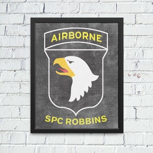 101st Airborne Division Insignia Chalkboard Artwork - Personalized with your Soldier&#39;s Name and Rank - Army Gifts, Army Wife, Army Mom