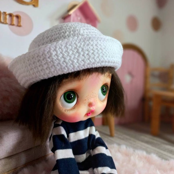 Bob pour blythe, chapeau cloche en crochet pour blythe, chapeau de marinpour qbaby, bob blanc, chapeau de poupée