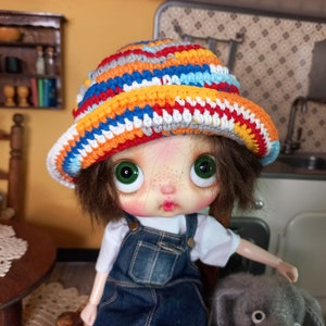 Bob for blythe, crochet hat, sailor bob for blythe, hat for qbaby, multi-colored bob, doll hat