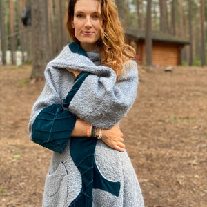 Handgefertigter Boho Wolle Damenmantel für den Winter - Damen Winterjacke - Handwerker Damenmantel - Einzigartige Boho Mode