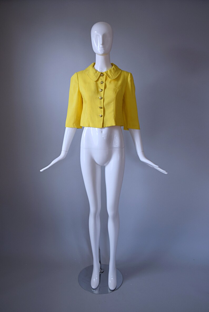 Vintage 1960s T. Jones Lemon Yellow 3/4 Length Sleeve Cropped Blazer Jacket with Gold and Yellow Enamel Painted Buttons image 5