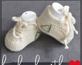 crochet baby shoes , lace baby socks , crochet booties , crochet baby booties , baby shoes, baby boy shoes , baby socks
