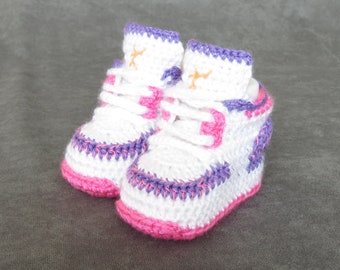 Crochet baby shoes, baby girl shoes, handmade baby shoes, baby shoes, baby shower shoes, baby booties crochet, baby booties, newborn shoes