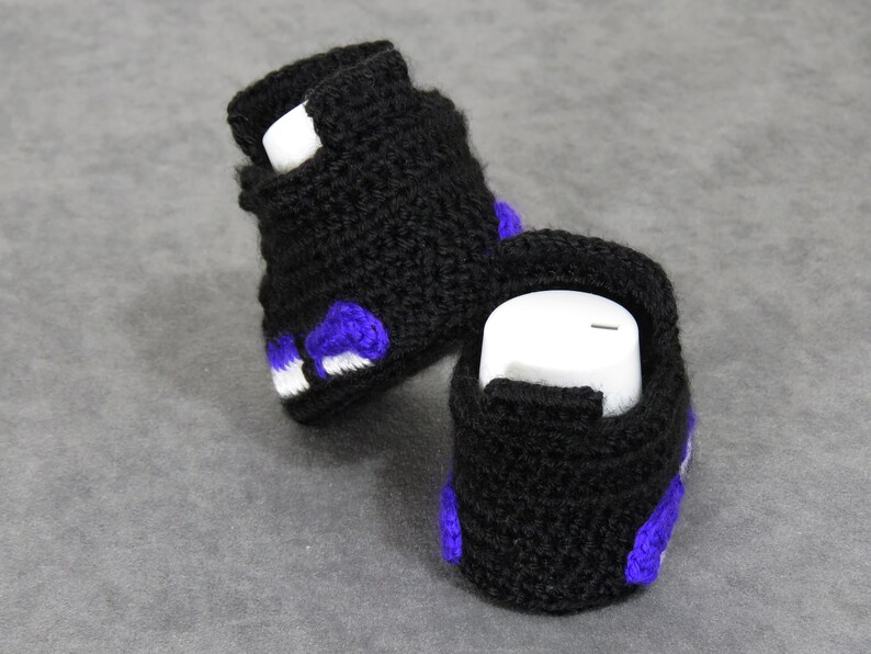 Crochet baby shoes purple black, handmade baby shoes, baby socks, baby shoes boy, baby girl shoes, baby booties crochet, lace baby socks image 4