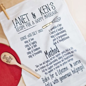 Asciugamano da tè personalizzato per matrimonio - Ricetta per un matrimonio felice - Regalo per il 2° anniversario - Asciugamano da tè con nomi e data personalizzati in cotone, regalo per l'anniversario