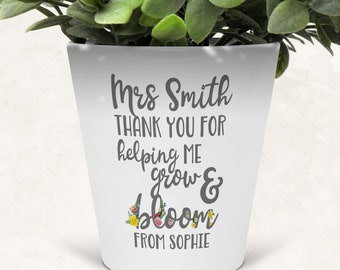 Insegnante Flower Pot / Vaso di fiori personalizzato / Aiutandomi a crescere Bloom / Regalo di fine mandato / Regalo per i diplomati / Childminder Present