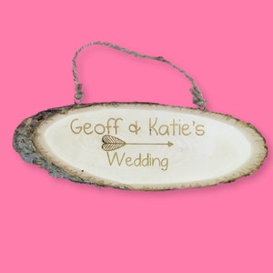 Hochzeitsschild aus Holz ~ Personalisiertes Rustikales Schild ~ Hochzeitsdekoration aus Holz