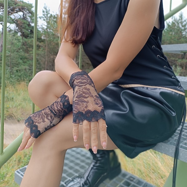 Black woman  Lace Fingerless Gloves,  Christmas gifts,  bride gift, Gothic gloves