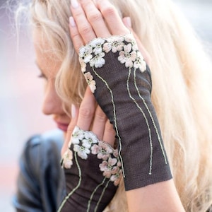 Steampunk arms, Lace gloves, Lace Fingerless Gloves, Black Floral mittens