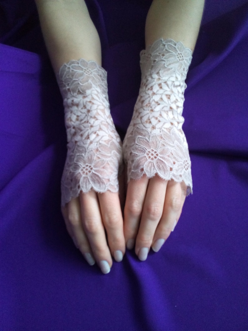Spitzen Handschuhe Fingerlose Handschuhe Steampunk Beige Handschuhe Hochzeit Burlesque Goth Lolit Boho Fingerlose Handschuhe Personalisierte Handschuhe Visual Kei Bild 1