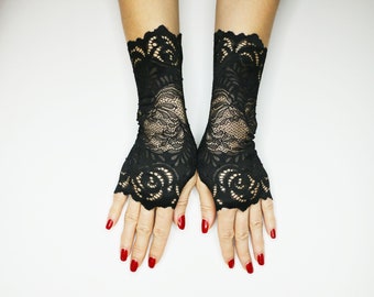 Gants en dentelle, Gants en dentelle noire, Grands gants