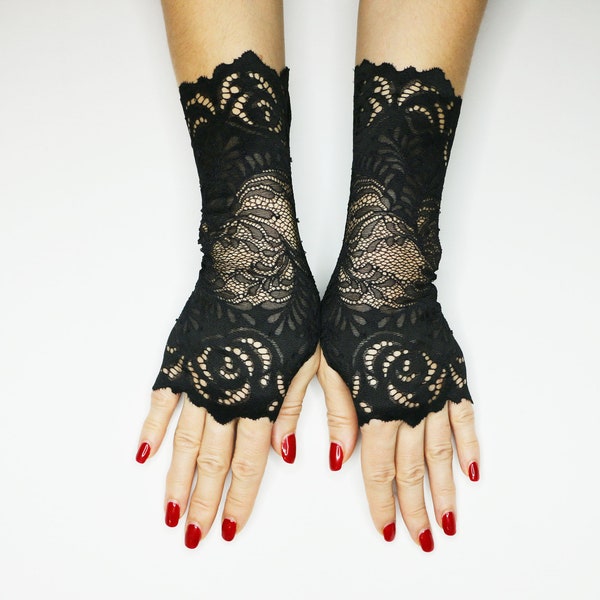 Gants en dentelle, Gants en dentelle noire, Grands gants