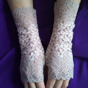 Spitzen Handschuhe Fingerlose Handschuhe Steampunk Beige Handschuhe Hochzeit Burlesque Goth Lolit Boho Fingerlose Handschuhe Personalisierte Handschuhe Visual Kei Bild 4