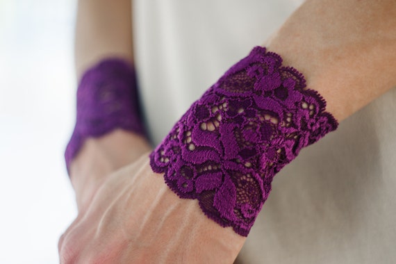 Lace 2024 wrist cuff