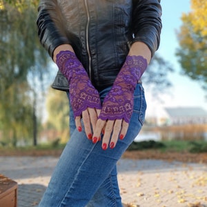 Lilac gloves Lace gloves, Fingerless Gloves lace, , woman gloves, long gloves, hand tattoo cover up
