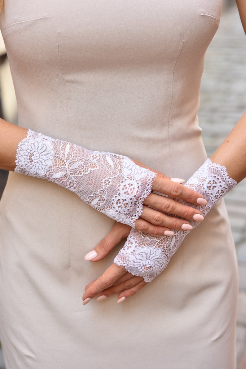 Hochzeitshandschuhe, Spitze Fingerlose Handschuhe, weiße Frau Handschuhe Bild 1