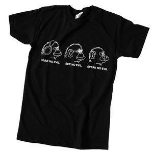 Los monos no oyen maldad, no ven maldad, no hablan mal. camiseta divertida camiseta