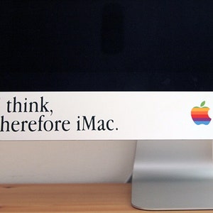 Myślę, że dlatego iMac Apple iMac Naklejka Naklejka. Retro cytat Apple.