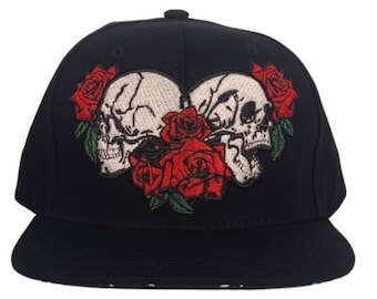 Calaveras Flat Bill Snapback | Unisex Snapback Cap | Low Profile | Bestickte | Totenkopfmütze | Bestickte | Mützen & Mützen | Mützen, Herrenmütze