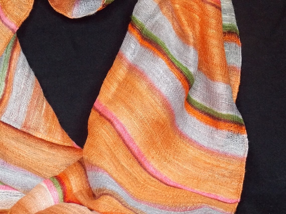 Hand Woven Silk Scarf, Made in Vietnam, Hand Pain… - image 2