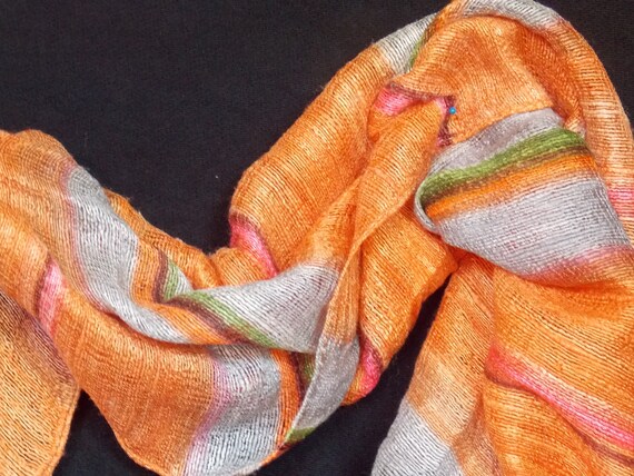 Hand Woven Silk Scarf, Made in Vietnam, Hand Pain… - image 3