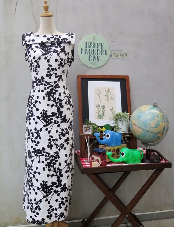 Cocktail Hour | Vintage 1950s 1960s Long Audrey He