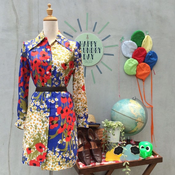Poppies Alive! | Vintage 1970s Poppies Floral prin