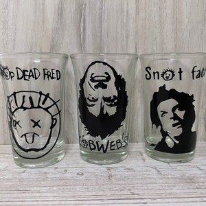 Bicchiere da shot ispirato a Drop Dead Fred, varietà di Snotface Piss Off Cobwebs