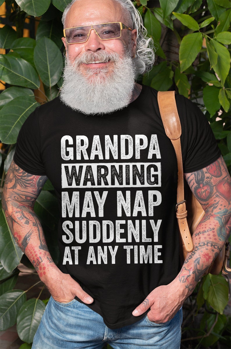 Opa Lustiges T-Shirt Vatertag Papa T-Shirt Großvater Geschenk Humor Lustiges Baumwoll-Herren-T-Shirt Geburtstagsgeschenk für Ihn Shirt Bild 2