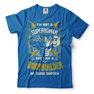 T-shirt Humour "Bold Badass Superhuman" Avec Message Caché "Old Ass Man" - Cadeau Gag - Neuf Avec étiquettes