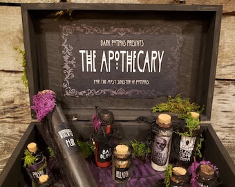 Apothecary Potion Bottle Kit: Gothic Halloween Decor