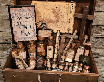 Vampire Hunter Kit Replica: Antique Halloween Decor