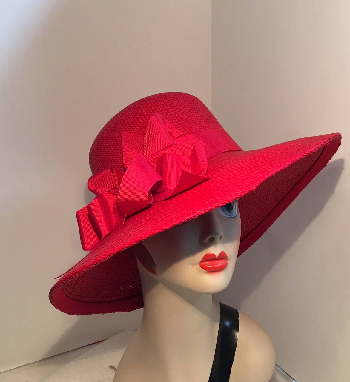 Woman's Panama Straw Hat Red 4 Inch Brim