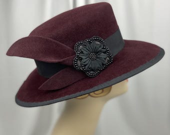 Sombrero canotier de fieltro de terciopelo, hecho a mano, color ciruela con negro, para otoño.