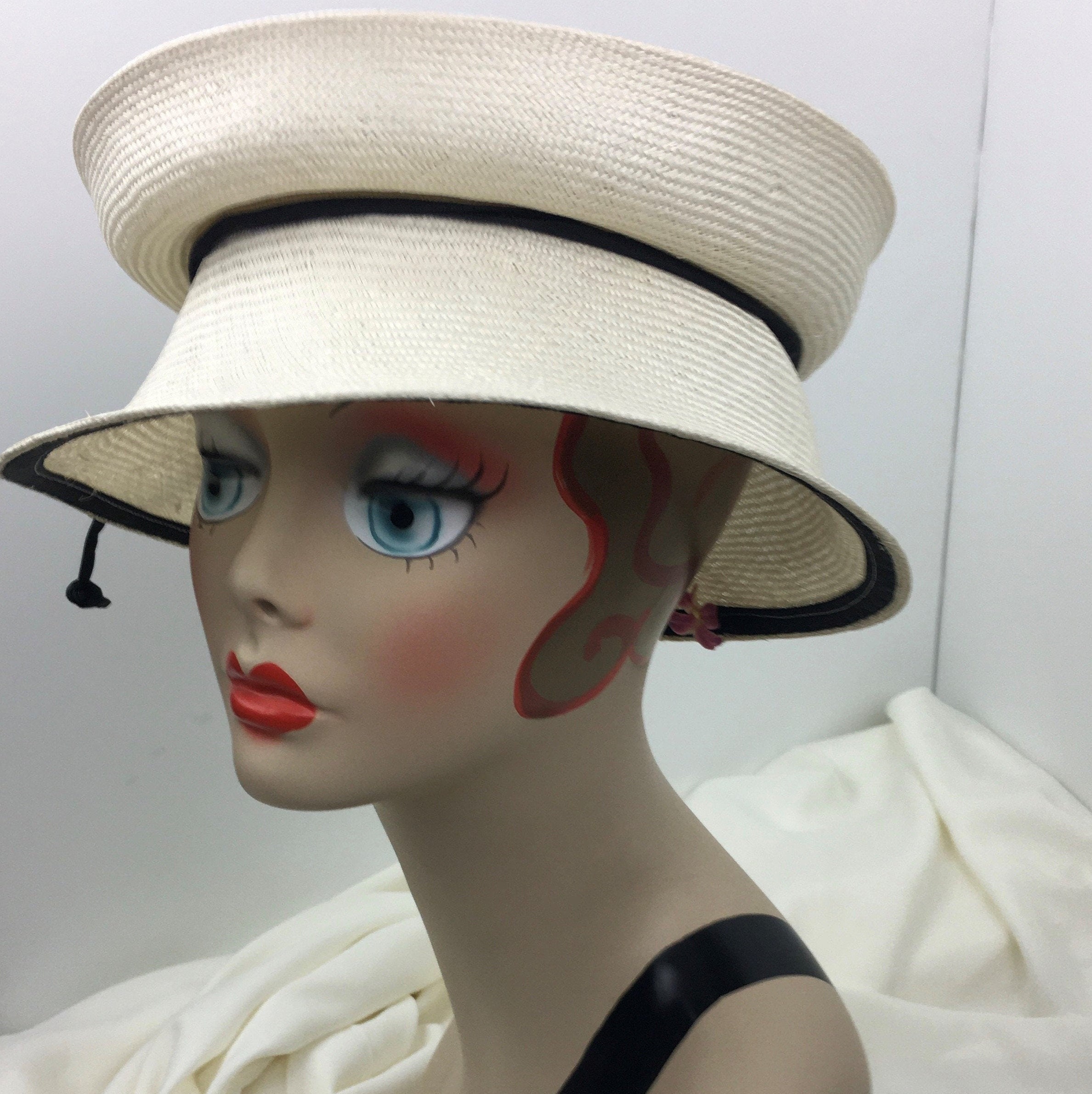 Parasisal Straw Travel Hat Creamy White Black Trim Woman Folds Flat One