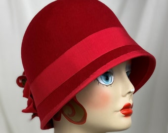 Red Cloche Hat, Handmade in Wool Felt 1920s Look