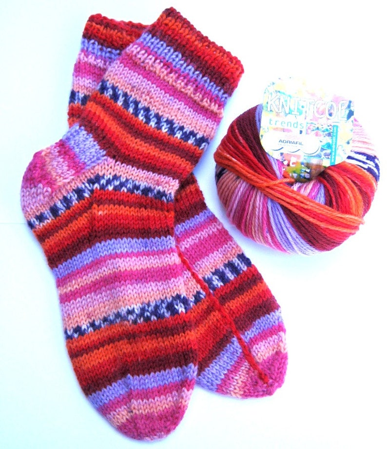 Easy socks on two needles Women s m l PDF pattern only Etsy
