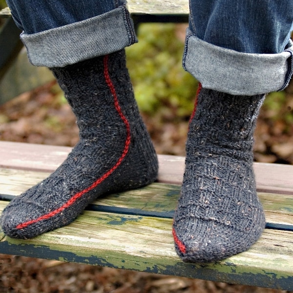 Easy to knit Rugged Mens' Socks on Two Needles, S( M,L,XL) PDF pattern only.