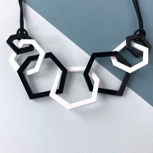 Black and white modern geometric mid-length necklace. image 4